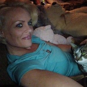 Meet your Posher, Sandy